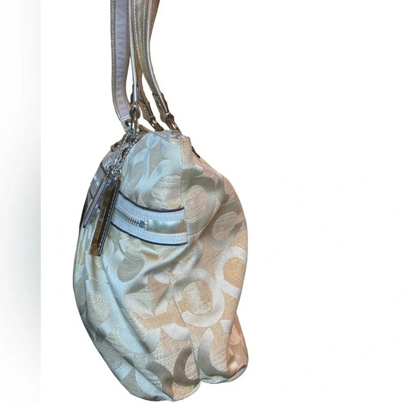 COACH Poppy Purse Bag Signature Cs Monogram Cream and Gold THREE Hang Tags GUC - Picture 3 of 16